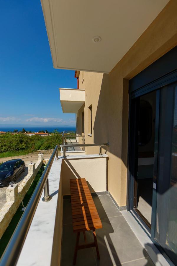 Lighthouse Apartments Kriopigi Exterior foto
